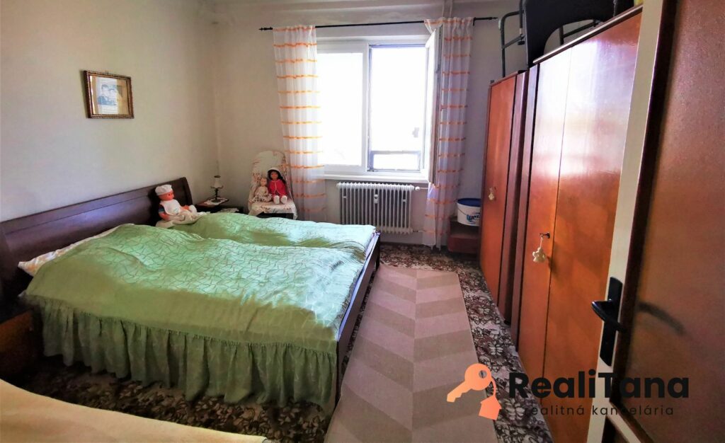 PREDANÉ! Predaj 3 izbový byt v Ružinove, Medzilaborecká ulica, Bratislava | RealiTana